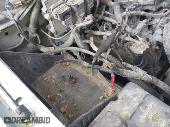 2006 Ford F-150 XL with VIN 1FTPF12V26KD98353, listed as a IAAI auction lot 42373225 with Not provided miles and . Bid and sale history available at DreamBid. Image 6.