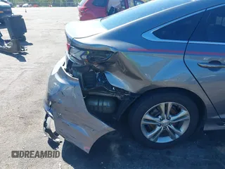 2018 Hyundai Sonata SEL with VIN 5NPE34AF6JH701346, listed as a IAAI auction lot 41877477 with 86,077 mi miles and . Bid and sale history available at DreamBid. Image 6.