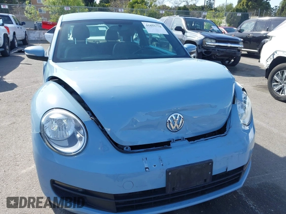 2013 Volkswagen Beetle with VIN 3VWHX7AT4DM667136, listed as a IAAI auction lot 41855778 with 120,300 mi miles and . Bid and sale history available at DreamBid. Image 6.