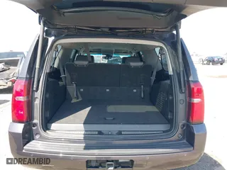 2018 Chevrolet Suburban LT with VIN 1GNSCHKCXJR128787, listed as a IAAI auction lot 41909965 with 123,020 mi miles. Bid and sale history available at carsss.com. Image 17.