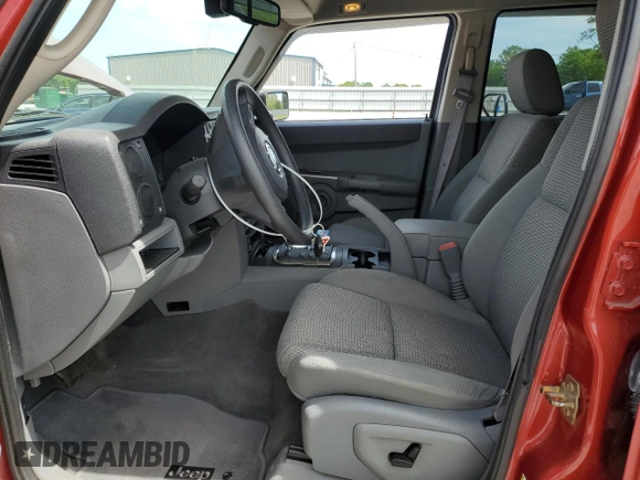 2006 Jeep Commander with VIN 1J8HG48K16C228374, listed as a Copart auction lot 53784465 with 114,799 mi miles and Salvage Title. Bid and sale history available at DreamBid. Image 7.