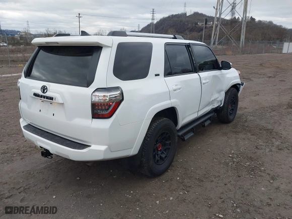 2024 Toyota 4Runner SR5 Premium with VIN JTENU5JR7R6259742, listed as a IAAI auction lot 41722316 with 12,059 mi miles. Bid and sale history available at carsss.com. Image 4.