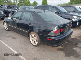 2002 Lexus IS 300/350 z VIN JTHBD192X20039560, wystawiony jako IAAI lot #42311676 z przebiegiem 198 164 mil mil oraz . Historia ofert i sprzedaży dostępna na DreamBid. Obrazek 3.