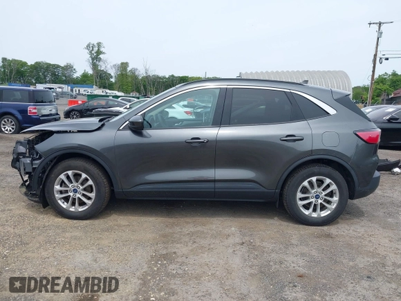 2020 Ford Escape SE z VIN 1FMCU9G68LUB54383, wystawiony jako IAAI lot #42356897 z przebiegiem 69 587 mil mil oraz . Historia ofert i sprzedaży dostępna na DreamBid. Obrazek 15.