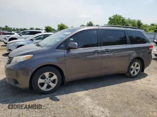 2012 Toyota Sienna with VIN 5TDZK3DCXCS266666, listed as a Copart auction lot 62679875 with 266,612 mi miles and Salvage title. Bid and sale history available at DreamBid. Image 1.