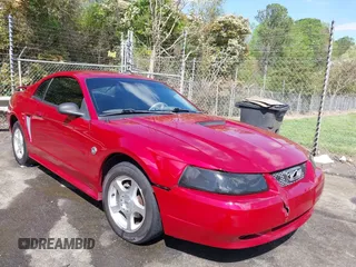 2004 Ford Mustang Standard z VIN 1FAFP40654F218378, wystawiony jako IAAI lot #41991835 z przebiegiem 157 433 mil mil oraz . Historia ofert i sprzedaży dostępna na DreamBid. Obrazek 1.