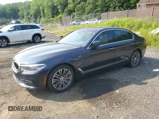 2018 BMW 5 Series 530i z VIN WBAJA5C50JWA35528, wystawiony jako Copart lot #60158065 z przebiegiem 83 283 mil mil oraz Czysty tytuł • Clean title. Historia ofert i sprzedaży dostępna na DreamBid. Obrazek 1.