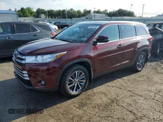 2019 Toyota Highlander SE with VIN 5TDJZRFH3KS983784, listed as a Copart auction lot 62874465 with 56,151 mi miles and Salvage title. Bid and sale history available at DreamBid. Image 1.