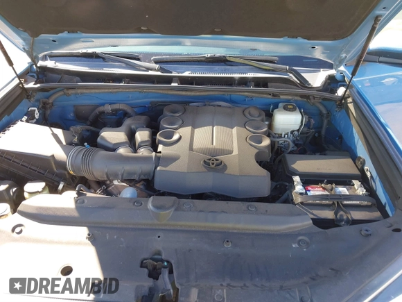 2018 Toyota 4Runner SR5 with VIN JTEBU5JR4J5587343, listed as a IAAI auction lot 41323145 with 51,136 mi miles. Bid and sale history available at carsss.com. Image 10.