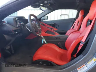 2024 Chevrolet Corvette 2LT z VIN 1G1YB2D48R5108901, wystawiony jako Copart lot #47093985 z przebiegiem 9 730 mil mil oraz Szkoda całkowita • Salvage title. Historia ofert i sprzedaży dostępna na DreamBid. Obrazek 7.