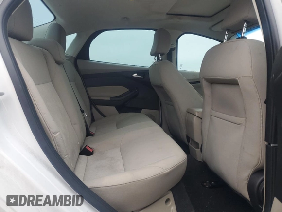 2015 Ford Focus SE with VIN 1FADP3F2XFL273662, listed as a Copart auction lot 60784435 with 32,115 mi miles and Salvage title. Bid and sale history available at DreamBid. Image 10.