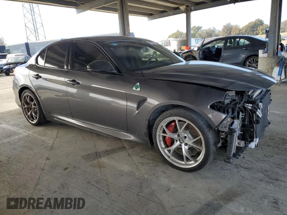 2021 Alfa Romeo Giulia Quadrifoglio with VIN ZARFAMEV5M7646074, listed as a Copart auction lot 46932545 with 21,797 mi miles and Salvage title. Bid and sale history available at DreamBid. Image 4.
