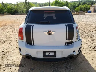 2012 MINI Countryman S with VIN WMWZC3C55CWP20240, listed as a Copart auction lot 53879585 with 141,331 mi miles and Salvage Title. Bid and sale history available at DreamBid. Image 6.