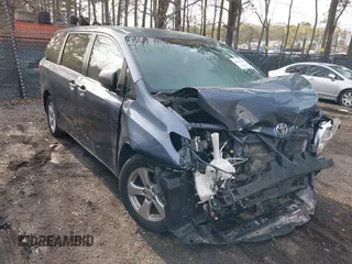 2017 Toyota Sienna L с VIN 5TDZZ3DC3HS837529, выставлен на аукционе IAAI как лот 41924710 с пробегом 144 675 миль миль и . История ставок и продаж доступна на DreamBid. Изображение 1.