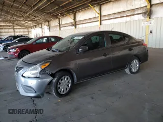 2017 Nissan Versa S with VIN 3N1CN7AP3HL818469, listed as a Copart auction lot 63080325 with 140,557 mi miles and Clean title. Bid and sale history available at DreamBid. Image 1.