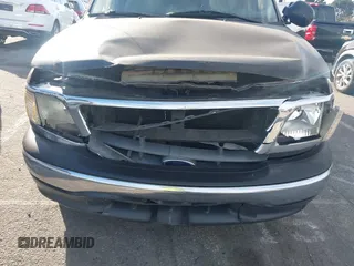 2000 Ford F-150 XL with VIN 1FTRX17L2YNB78032, listed as a IAAI auction lot 41687215 with 1 mi miles. Bid and sale history available at carsss.com. Image 6.