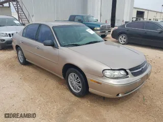 2000 Chevrolet Malibu with VIN 1G1ND52J0Y6204828, listed as a IAAI auction lot 41940387 with 212,744 mi miles. Bid and sale history available at carsss.com. Image 1.