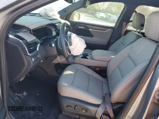 2024 GMC Acadia FWD Elevation z VIN 1GKENKKS3RJ218625, wystawiony jako Copart lot #47203595 z przebiegiem 3 582 mil mil oraz Szkoda całkowita • Salvage title. Historia ofert i sprzedaży dostępna na DreamBid. Obrazek 7.
