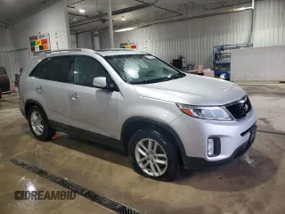 2015 Kia Sorento LX with VIN 5XYKTCA66FG633321, listed as a Copart auction lot 47757355 with 114,392 mi miles and Salvage Title. Bid and sale history available at DreamBid. Image 4.