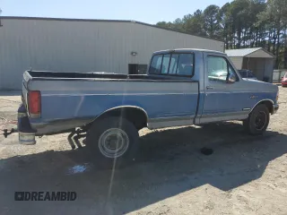 1993 Ford F-250 with VIN 2FTHF25H2PCA20717, listed as a Copart auction lot 53087425 with 246,044 mi miles and Salvage Title. Bid and sale history available at carsss.com. Image 3.