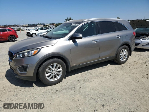 2017 Kia Sorento LX z VIN 5XYPGDA30HG272967, wystawiony jako Copart lot #61288475 z przebiegiem 74 770 mil mil oraz Czysty tytuł • Clean title. Historia ofert i sprzedaży dostępna na DreamBid. Obrazek 1.