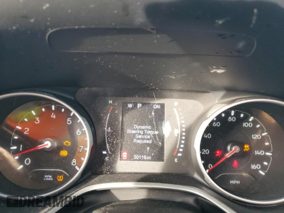 2020 Jeep Compass Altitude with VIN 3C4NJCBBXLT246631, listed as a Copart auction lot 82489344 with 30,116 mi miles and Salvage Title. Bid and sale history available at carsss.com. Image 9.