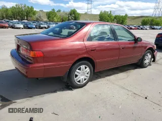 2001 Toyota Camry LE z VIN 4T1BF28K51U124747, wystawiony jako Copart lot #57482825 z przebiegiem 108 262 mil mil oraz Szkoda całkowita • Salvage title. Historia ofert i sprzedaży dostępna na DreamBid. Obrazek 3.