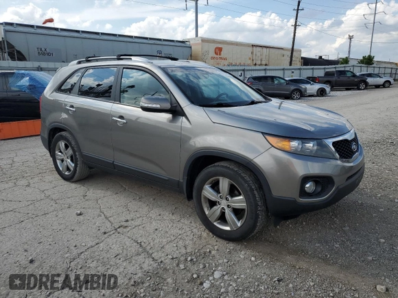 2013 Kia Sorento EX with VIN 5XYKU4A68DG326491, listed as a Copart auction lot 56232795 with 143,262 mi miles and Clean title. Bid and sale history available at DreamBid. Image 4.