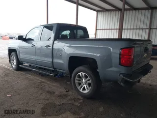 2016 Chevrolet Silverado 1500 LT with VIN 1GCRCREC5GZ165179, listed as a IAAI auction lot 40793646 with 86,505 mi miles. Bid and sale history available at carsss.com. Image 3.