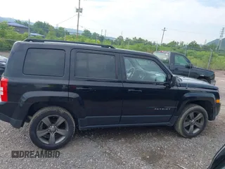 2015 Jeep Patriot High Altitude with VIN 1C4NJRFB9FD272192, listed as a IAAI auction lot 42621871 with 126,319 mi miles and . Bid and sale history available at DreamBid. Image 13.