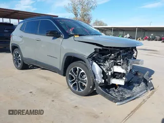 2024 Jeep Compass Limited z VIN 3C4NJDCN9RT589163, wystawiony jako IAAI lot #41327216 z przebiegiem Nie podano mil oraz . Historia ofert i sprzedaży dostępna na DreamBid. Obrazek 1.