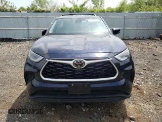 2022 Toyota Highlander L with VIN 5TDCZRBH0NS582664, listed as a Copart auction lot 52276834 with 23,648 mi miles and Salvage title. Bid and sale history available at DreamBid. Image 5.