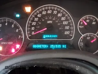 2003 GMC Envoy SLT z VIN 1GKDS13S932299354, wystawiony jako IAAI lot #41238557 z przebiegiem 251 535 mil mil oraz . Historia ofert i sprzedaży dostępna na DreamBid. Obrazek 7.