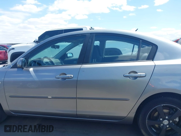 2006 Mazda Mazda3 i with VIN JM1BK12G161465537, listed as a IAAI auction lot 42074144 with 167,823 mi miles. Bid and sale history available at carsss.com. Image 14.