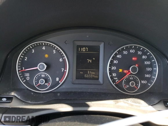 2010 Volkswagen Jetta SE z VIN 3VWRX7AJ4AM129714, wystawiony jako Copart lot #52975835 z przebiegiem 166 554 mil mil oraz Szkoda całkowita • Salvage title. Historia ofert i sprzedaży dostępna na DreamBid. Obrazek 9.