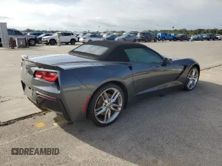 2014 Chevrolet Corvette Z51 3LT z VIN 1G1YM3D77E5125967, wystawiony jako Copart lot #74243324 z przebiegiem Nie podano mil oraz Szkoda całkowita • Salvage title. Historia ofert i sprzedaży dostępna na DreamBid. Obrazek 3.