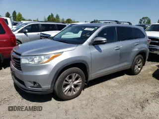 2014 Toyota Highlander LE z VIN 5TDBKRFH2ES064114, wystawiony jako Copart lot #54884995 z przebiegiem 159 217 mil mil oraz Czysty tytuł • Clean title. Historia ofert i sprzedaży dostępna na DreamBid. Obrazek 1.