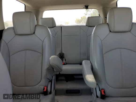 2010 GMC Acadia SLT1 with VIN 1GKLVMEDXAJ264974, listed as a Copart auction lot 61571175 with 169,688 mi miles and Salvage title. Bid and sale history available at DreamBid. Image 10.