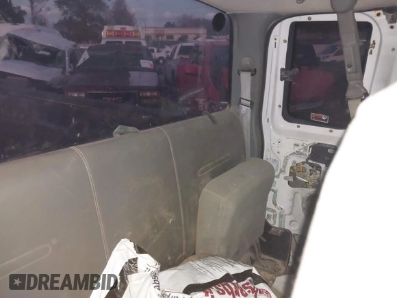 2004 Ford F-350 XL with VIN 1FTSX30P74ED88453, listed as a IAAI auction lot 40895041 with Not provided miles and . Bid and sale history available at DreamBid. Image 8.