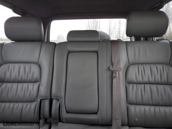 2007 Lexus LX 470 with VIN JTJHT00W274023245, listed as a Copart auction lot 84947444 with 0 mi miles and Salvage Title. Bid and sale history available at carsss.com. Image 10.