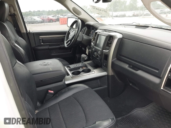 2013 Ram 1500 Sport z VIN 1C6RR7HT5DS540997, wystawiony jako IAAI lot #42142831 z przebiegiem 135 632 mil mil oraz . Historia ofert i sprzedaży dostępna na DreamBid. Obrazek 5.
