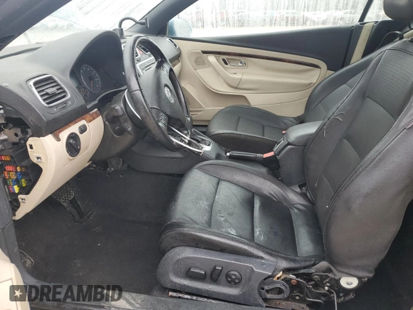 2007 Volkswagen Eos 2.0T with VIN WVWFA71F97V020442, listed as a Copart auction lot 85250704 with 119,618 mi miles and Salvage Title. Bid and sale history available at DreamBid. Image 7.