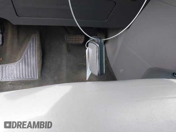 2015 Toyota Sienna XLE with VIN 5TDYK3DC3FS676919, listed as a IAAI auction lot 42475307 with 99,574 mi miles and . Bid and sale history available at DreamBid. Image 11.