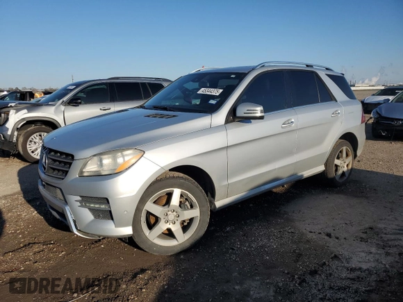 2015 Mercedes-Benz M ML 350 with VIN 4JGDA5JB4FA565961, listed as a Copart auction lot 45344375 with 123,323 mi miles and Salvage Title. Bid and sale history available at carsss.com. Image 1.