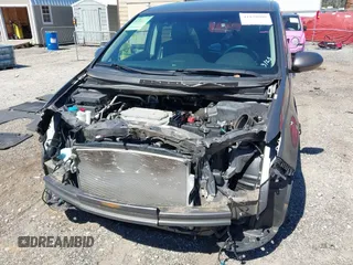 2017 Honda Odyssey SE with VIN 5FNRL5H37HB010208, listed as a IAAI auction lot 41828809 with 67,399 mi miles and . Bid and sale history available at carsss.com. Image 6.