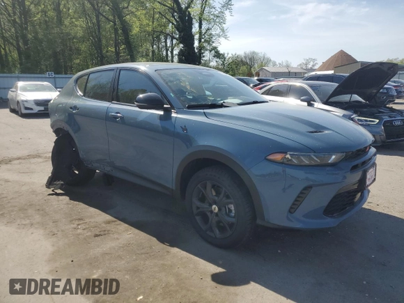2024 Dodge Hornet GT z VIN ZACNDFAN2R3A39341, wystawiony jako Copart lot #55286145 z przebiegiem 1 518 mil mil oraz Szkoda całkowita • Salvage title. Historia ofert i sprzedaży dostępna na DreamBid. Obrazek 4.