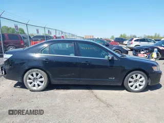 2007 Lincoln MKZ z VIN 3LNHM26TX7R636306, wystawiony jako IAAI lot #42220142 z przebiegiem 152 728 mil mil oraz . Historia ofert i sprzedaży dostępna na DreamBid. Obrazek 14.