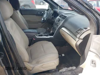 2015 Ford Explorer z VIN 1FM5K7B89FGA40178, wystawiony jako IAAI lot #42772854 z przebiegiem 214 408 mil mil oraz . Historia ofert i sprzedaży dostępna na DreamBid. Obrazek 5.