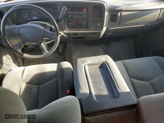 2004 Chevrolet Silverado 1500 Work Truck with VIN 2GCEC19V441213237, listed as a Copart auction lot 54275115 with 218,614 mi miles and Clean Title. Bid and sale history available at carsss.com. Image 8.