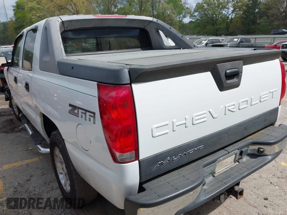 2003 Chevrolet Avalanche with VIN 3GNEC13TX3G290148, listed as a IAAI auction lot 41966678 with 259,476 mi miles and . Bid and sale history available at DreamBid. Image 3.